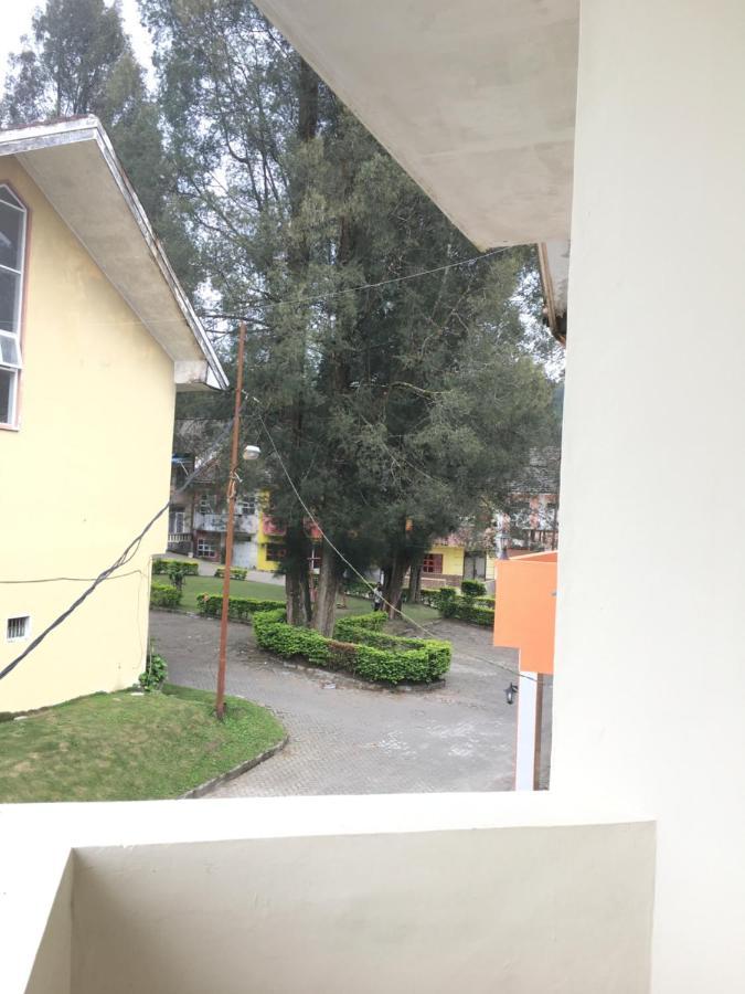 Villa Bukit Indah Berastagi Buitenkant foto