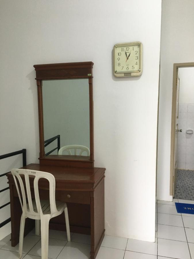 Villa Bukit Indah Berastagi Buitenkant foto