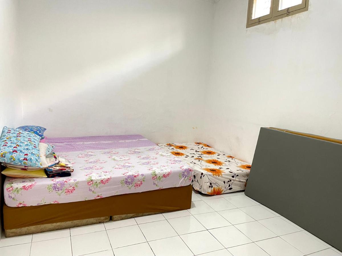 Villa Bukit Indah Berastagi Buitenkant foto